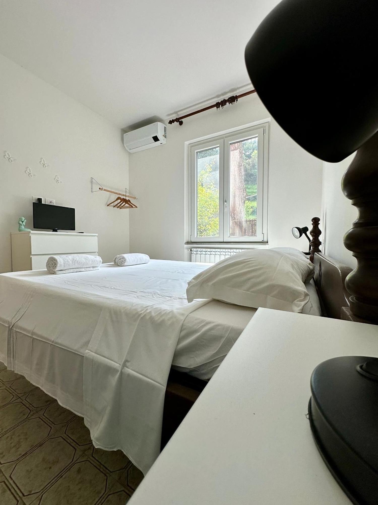 Terrace & Parking - Holiday Home Near Fegina Beach Monterosso al Mare Exteriér fotografie