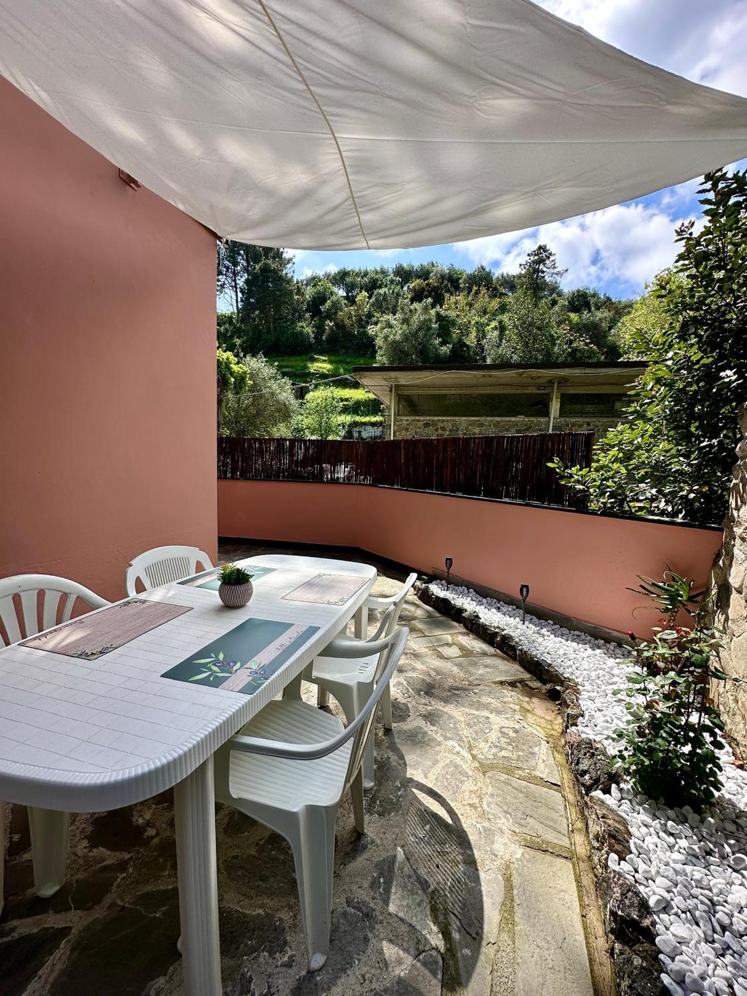 Terrace & Parking - Holiday Home Near Fegina Beach Monterosso al Mare Exteriér fotografie