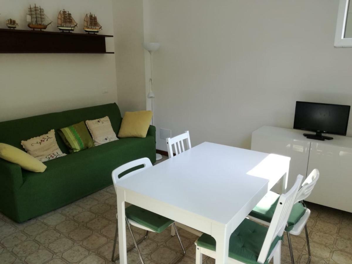 Terrace & Parking - Holiday Home Near Fegina Beach Monterosso al Mare Exteriér fotografie